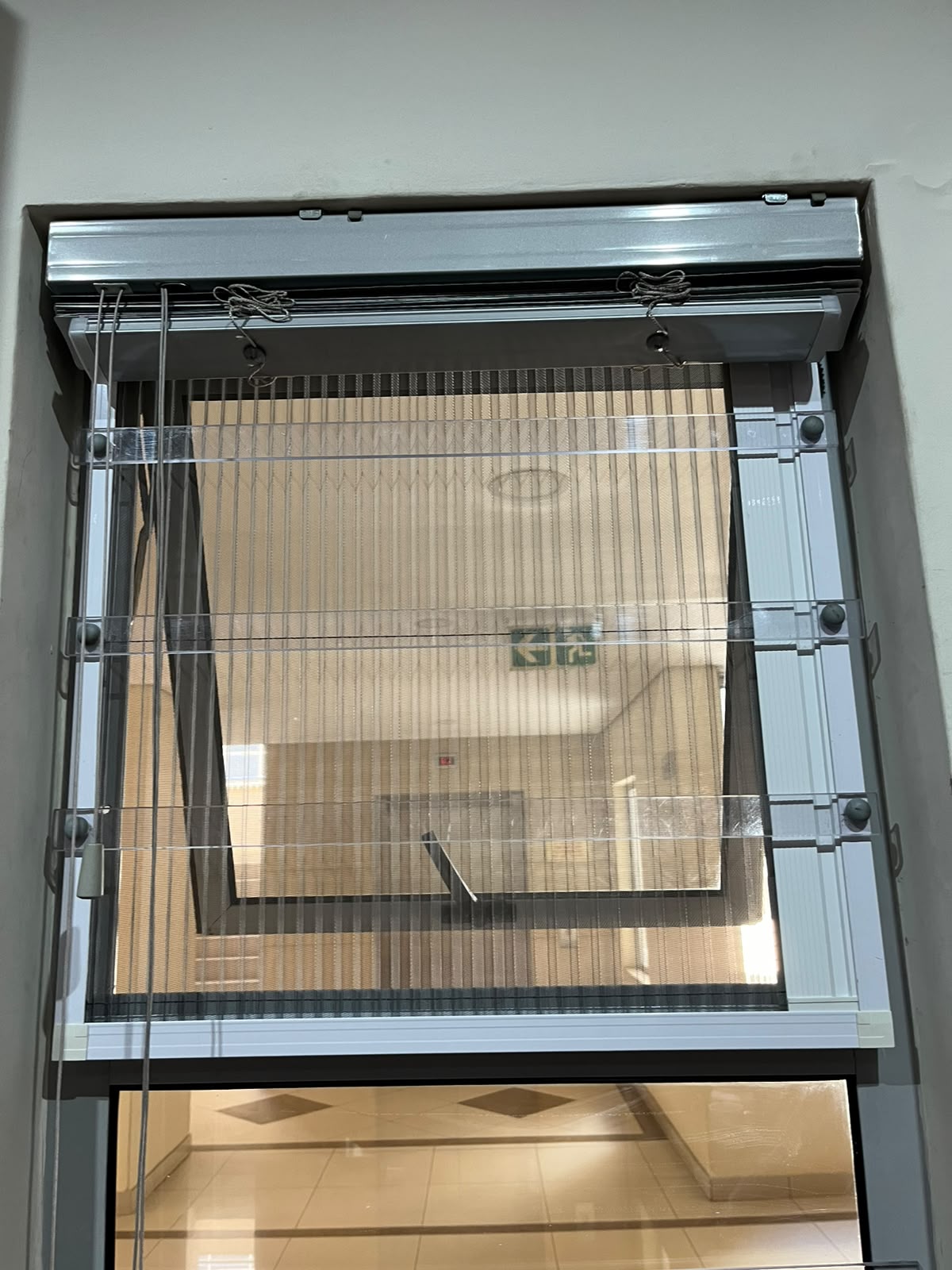 Aluminum Frames flyscreen installation 3