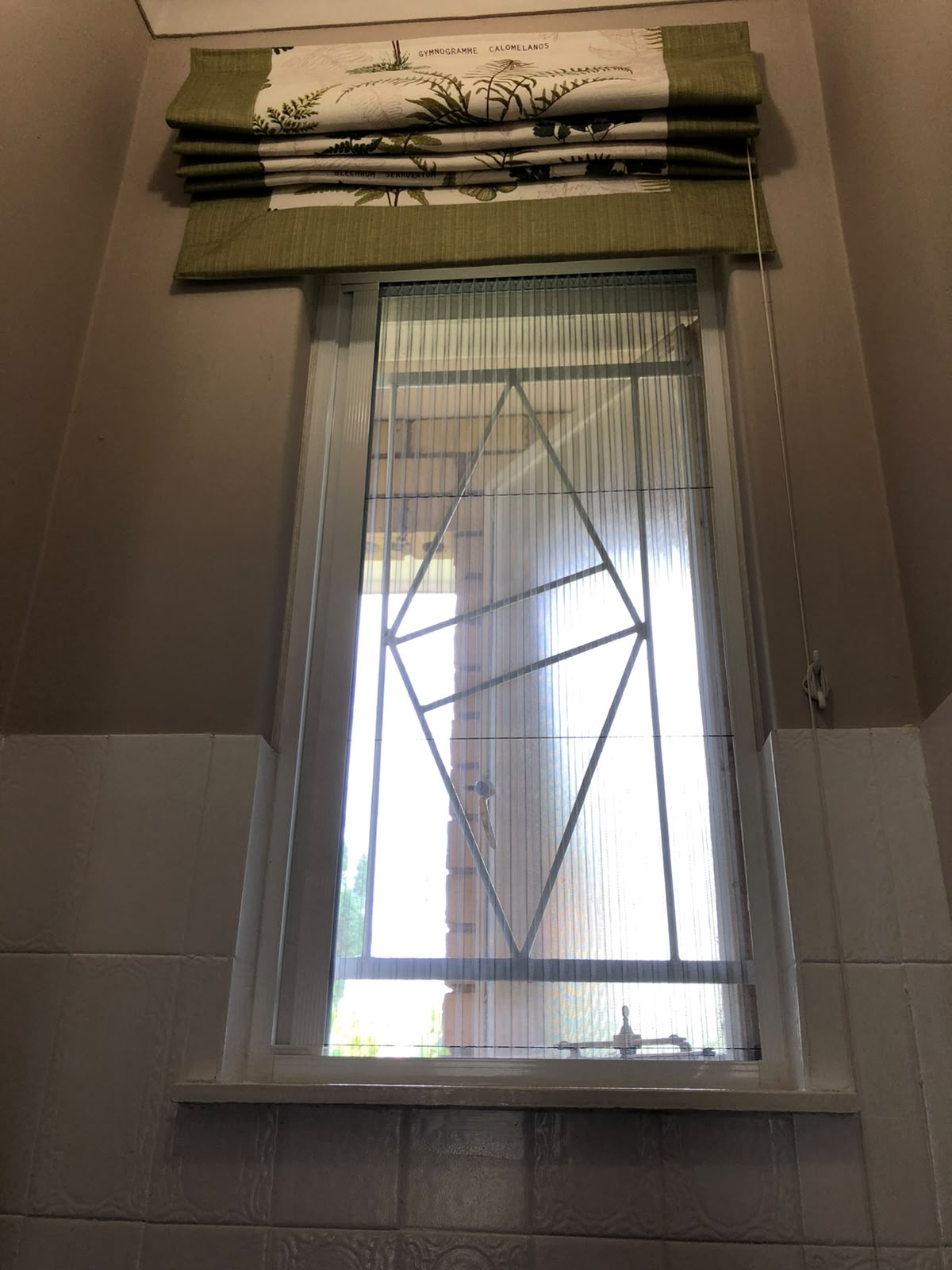 Steel Frames flyscreen installation 8