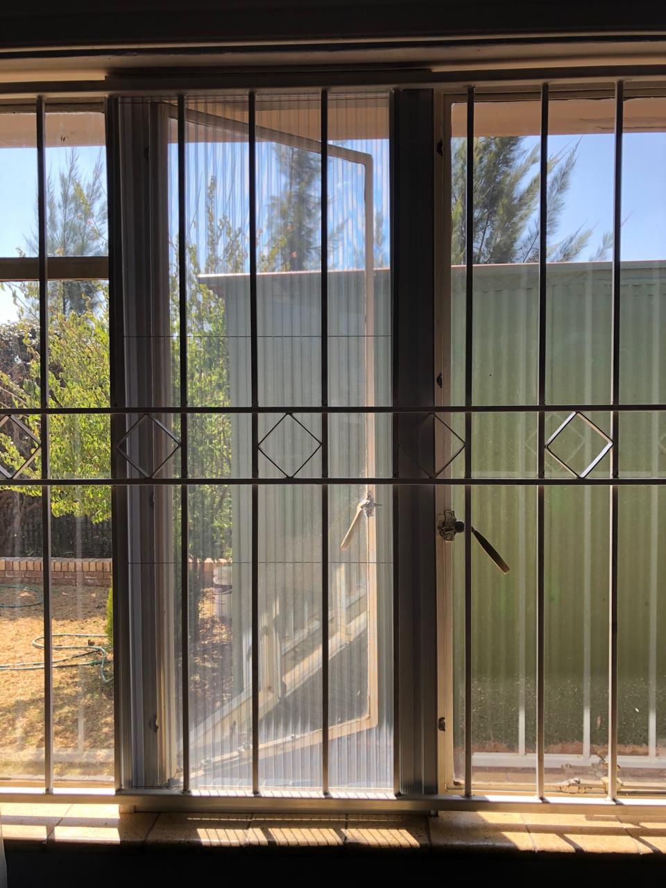 Steel Frames flyscreen installation 10