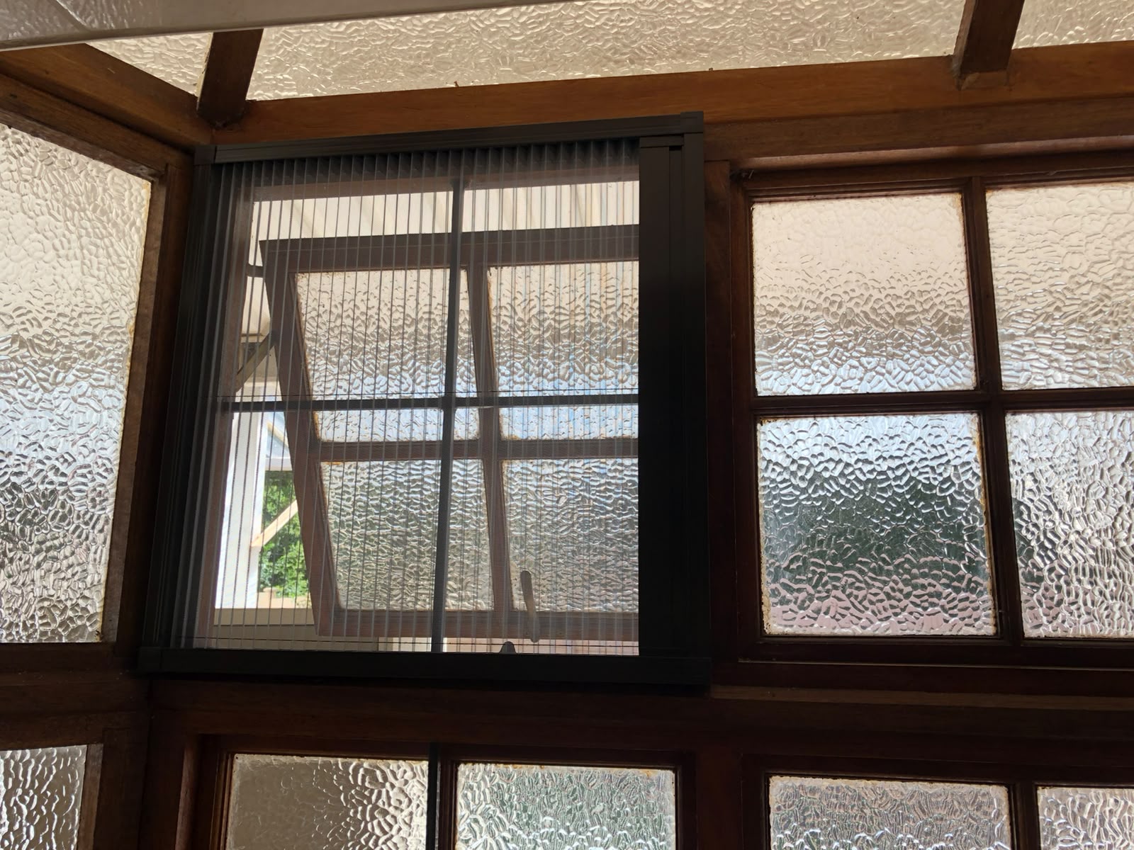 Wood Frames flyscreen installation 1