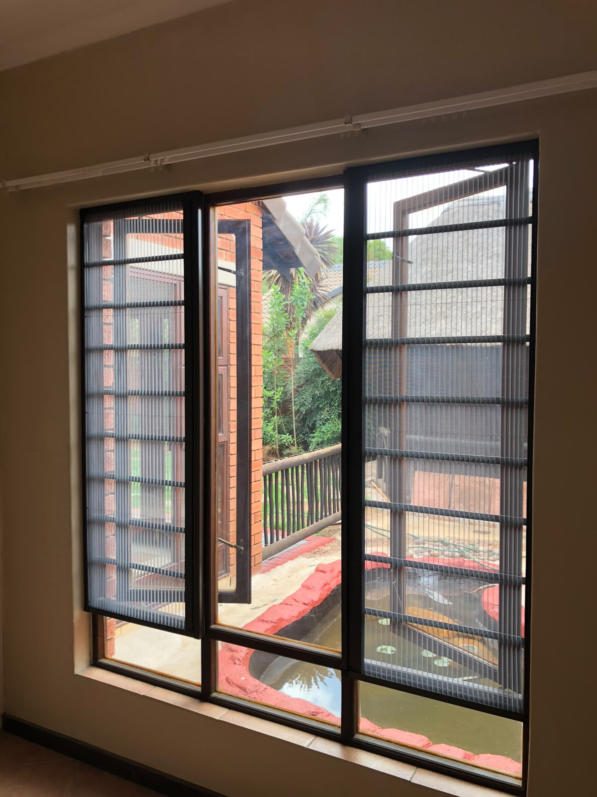 Wood Frames flyscreen installation 6