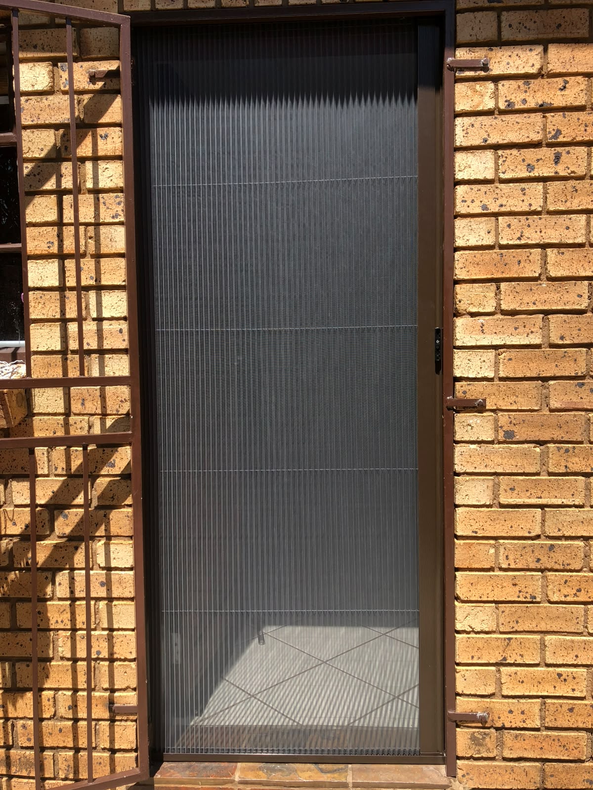 Normal Door flyscreen installation 1