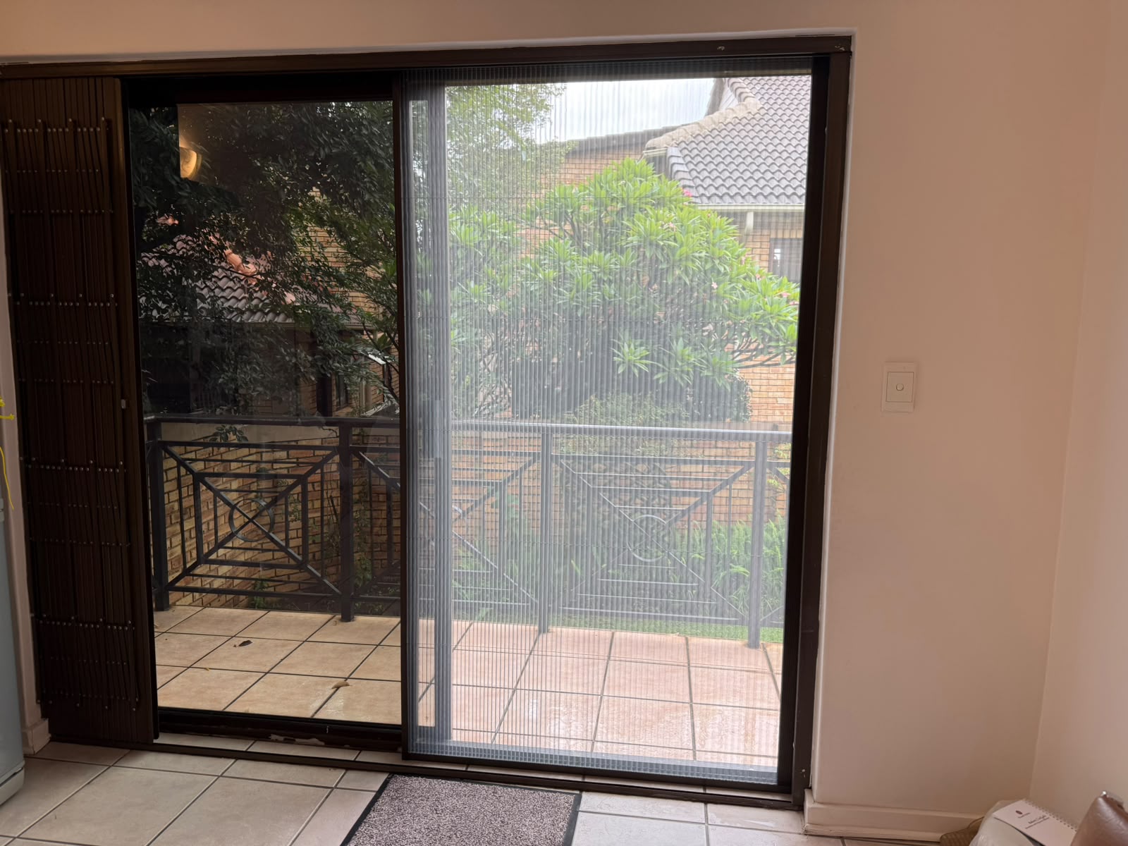 Sliding Door flyscreen installation 1